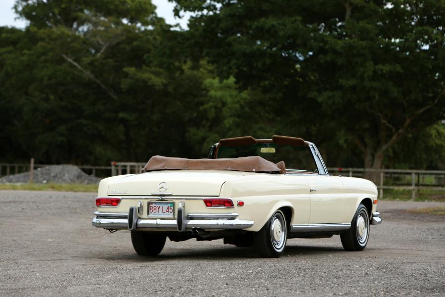  Mercedes-Benz 280 SE Cabriolet 1967 года  (US) (фото 12 из 14)